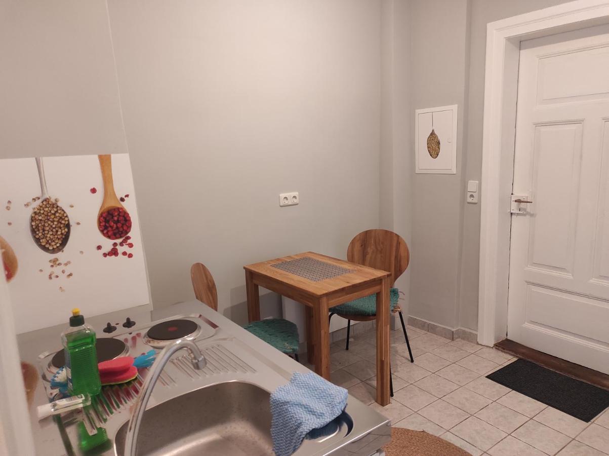 Schoene Gemuetliche Ferienwohnung Am Saaleradweg Grosseutersdorf Eksteriør bilde
